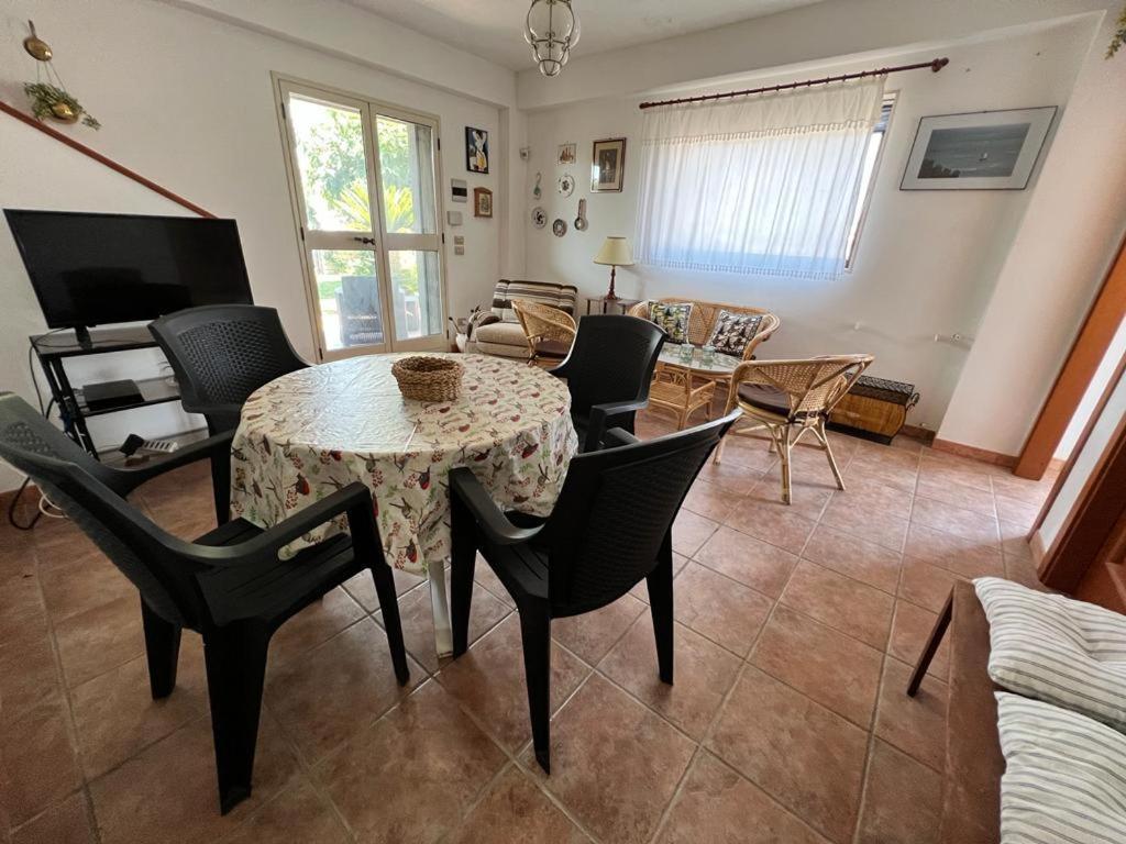 Casa Migliorisi A Marina Di Ragusa Per Vacanze מראה חיצוני תמונה