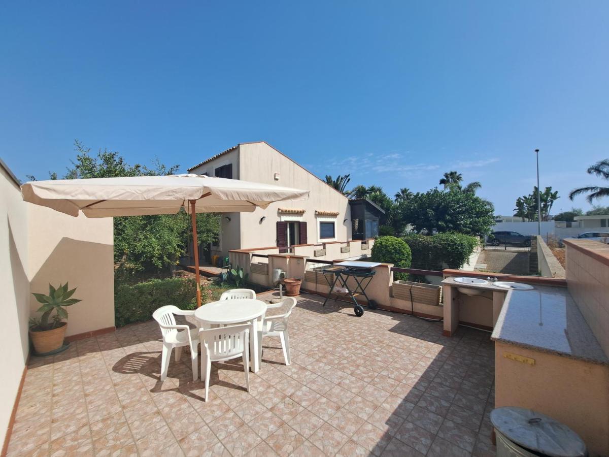 Casa Migliorisi A Marina Di Ragusa Per Vacanze מראה חיצוני תמונה